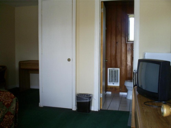 Crestview Inn image 8